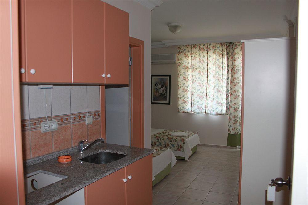 Granada Otel